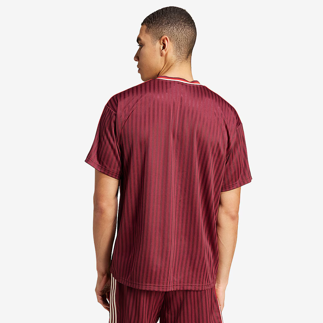 Camisa Bayern de Munique Terrace Icons 24/25