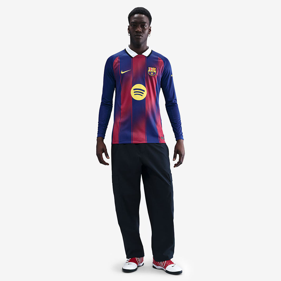 Camisa Nike Barcelona 2025/2026 I Torcedor Manga Longa